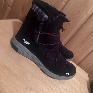 Ryka Alyssa Womens Snow Boots Size 6M Black Pink Faux Fur Bungee Lace